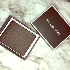 Michael Kors billfold